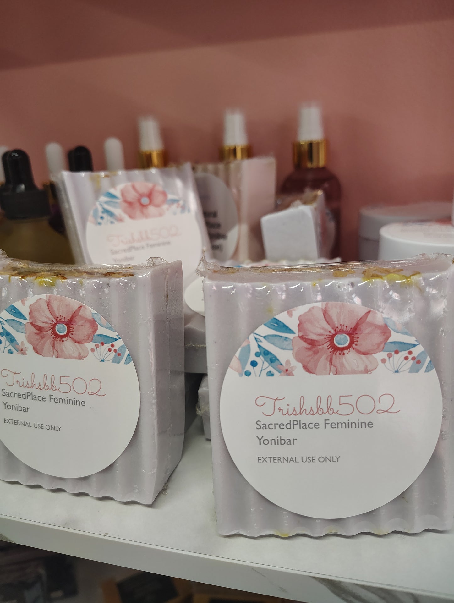 "SACREDPLACE FEMININE YONI BAR"