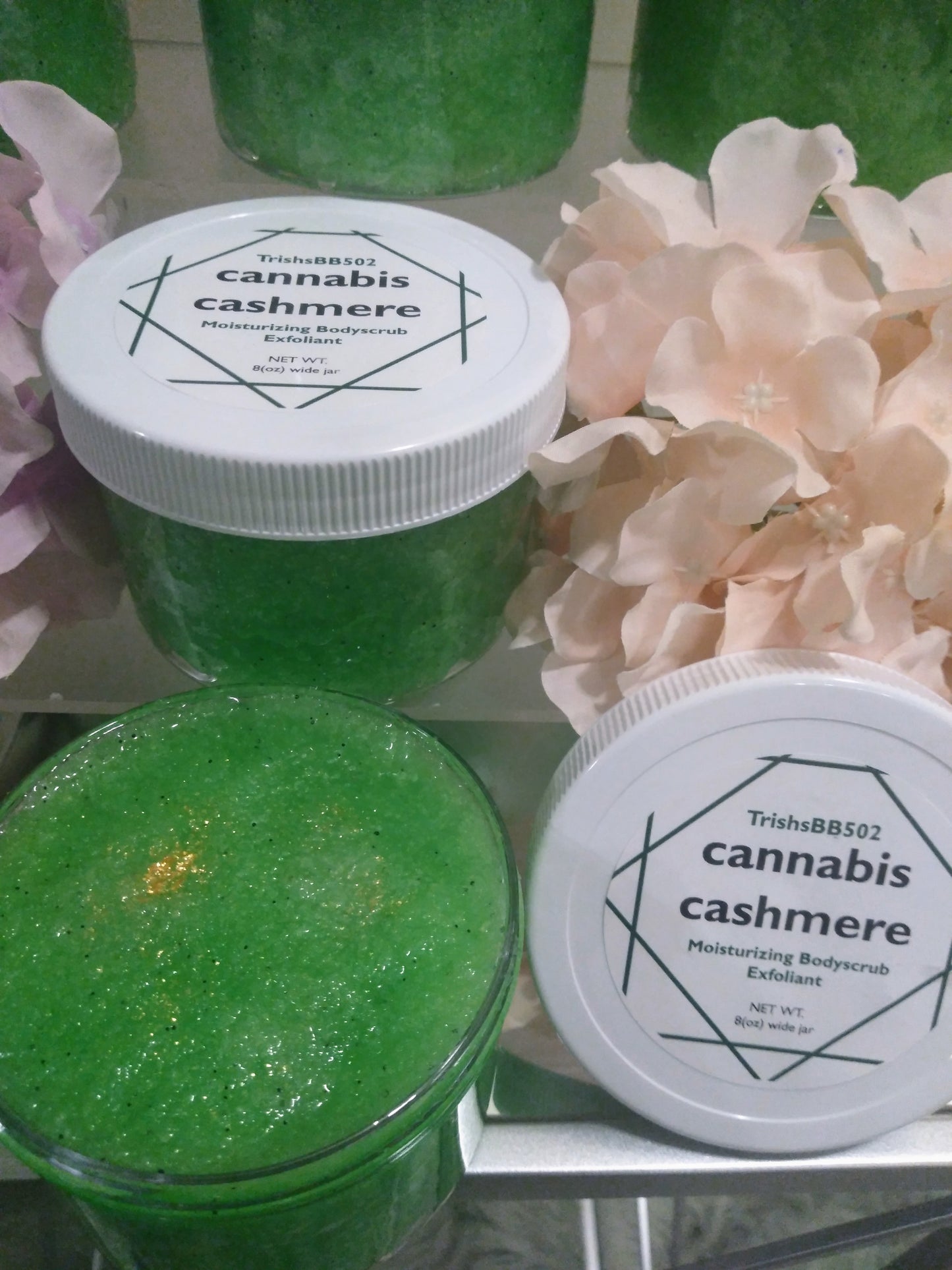 "Cannabis Cashmere" Moisturizing Bodyscrub